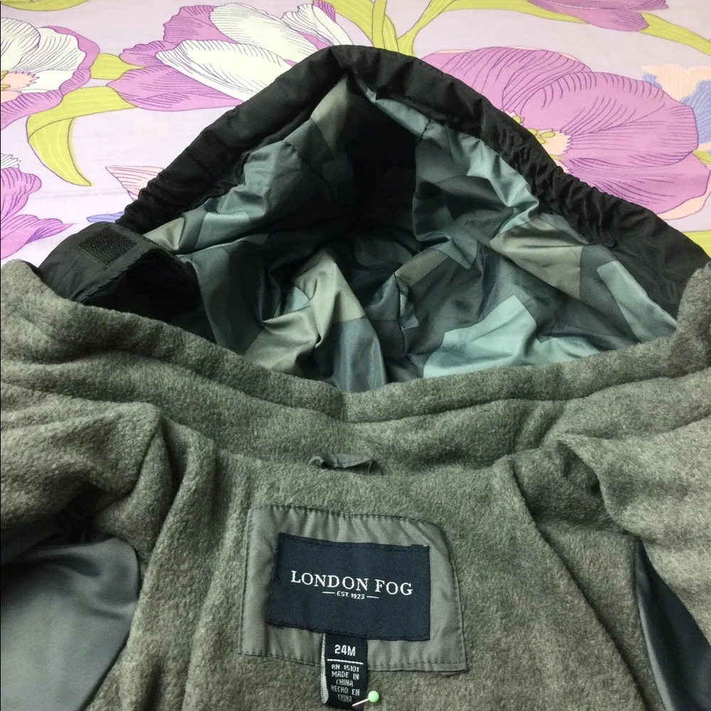 NWT London Fog toddler Boy Water resistant puffy Jacket Gray/Black